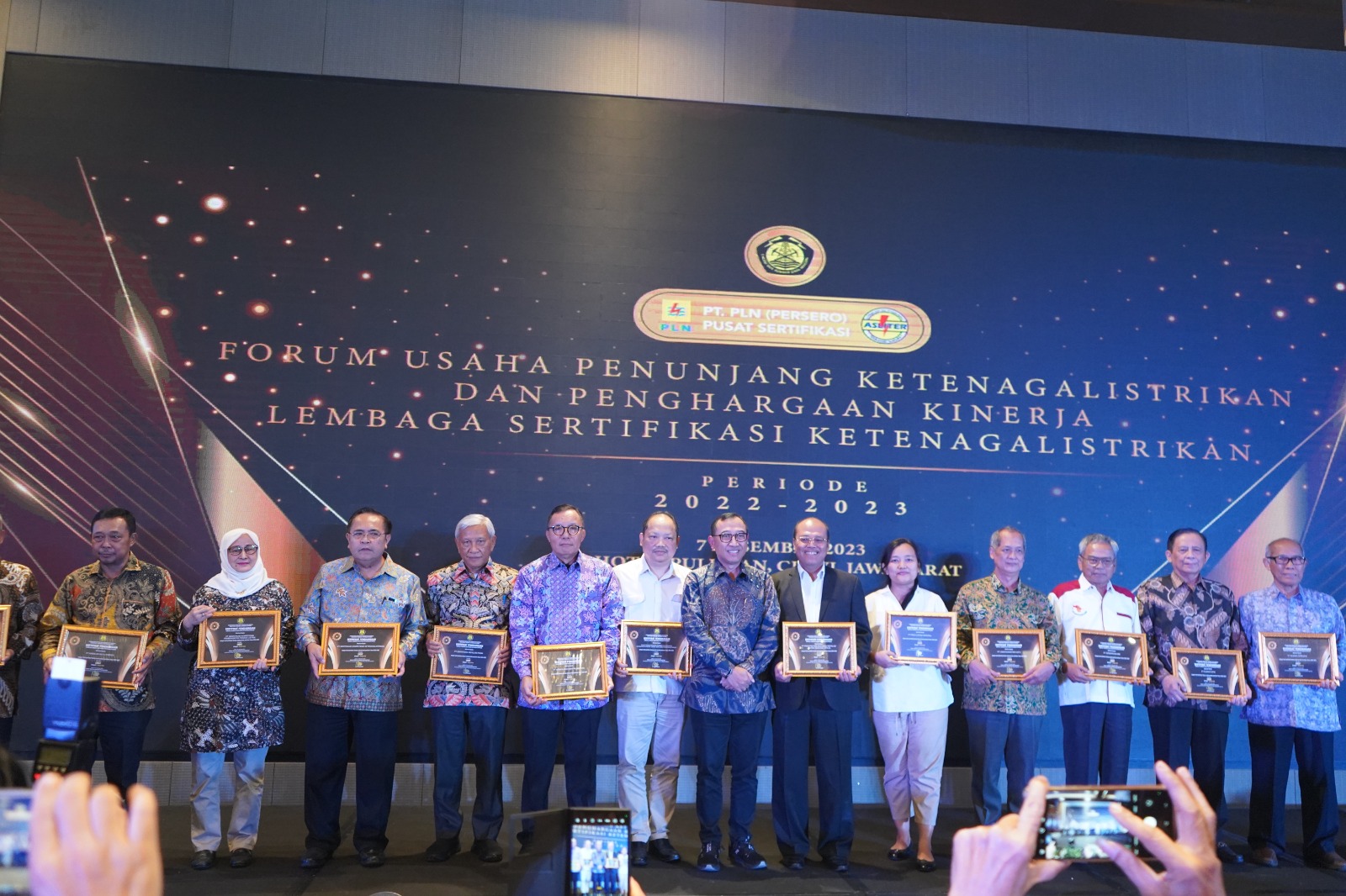PPSDM KEBTKE Terima Peringkat Emas dalam Penghargaan Kinerja Lembaga Sertifikasi Ketenagalistrikan dari Ditjen Ketenagalistrikan KESDM